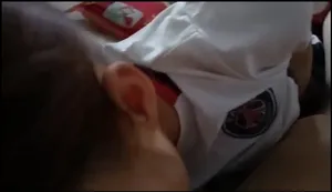 Tình nhân đam mê đá bóng