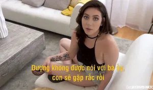 Bố dượng tống tình con yêu của vợ vietsub